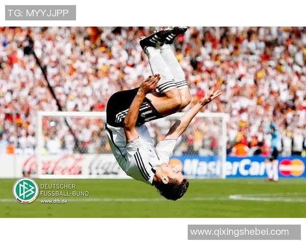 克洛泽足球球星卡收藏价值分析与市场走势预测 克洛泽足球球星卡收藏价值分析与市场走势预测